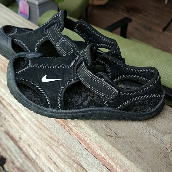 nike swim sandals